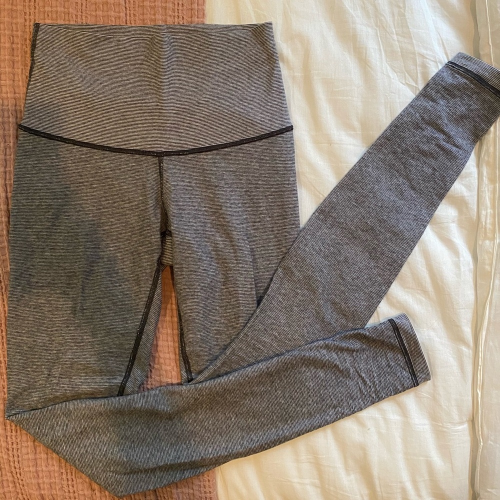 lululemon Wunder Under 28” leggings